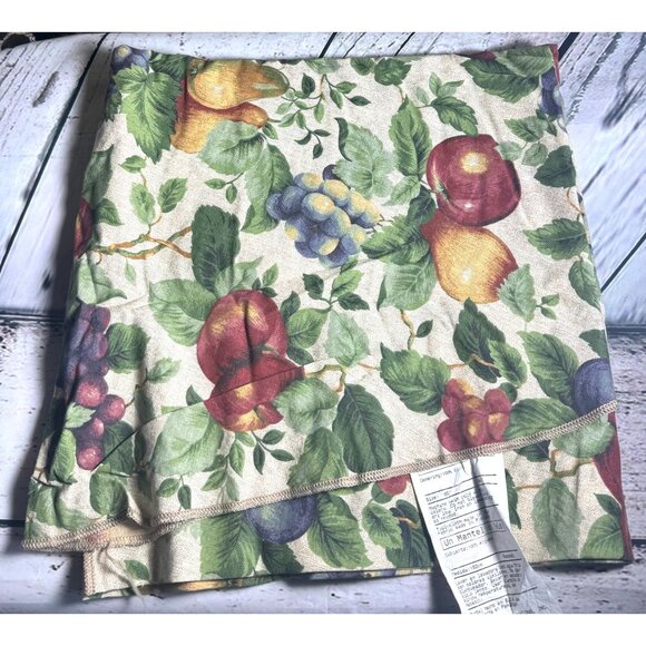Ex-Cell Home Vintage Fruit Themed Apples Pears Grapes Cotton Tablecloth - Picture 13 of 16